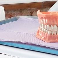 Ефектни коронки на зъби 26