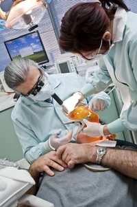 Best Deals on Dental Implants 10